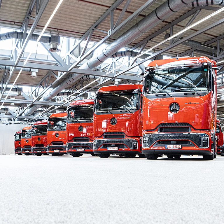 10 vollelektrische eActros für Ansorge Logistik